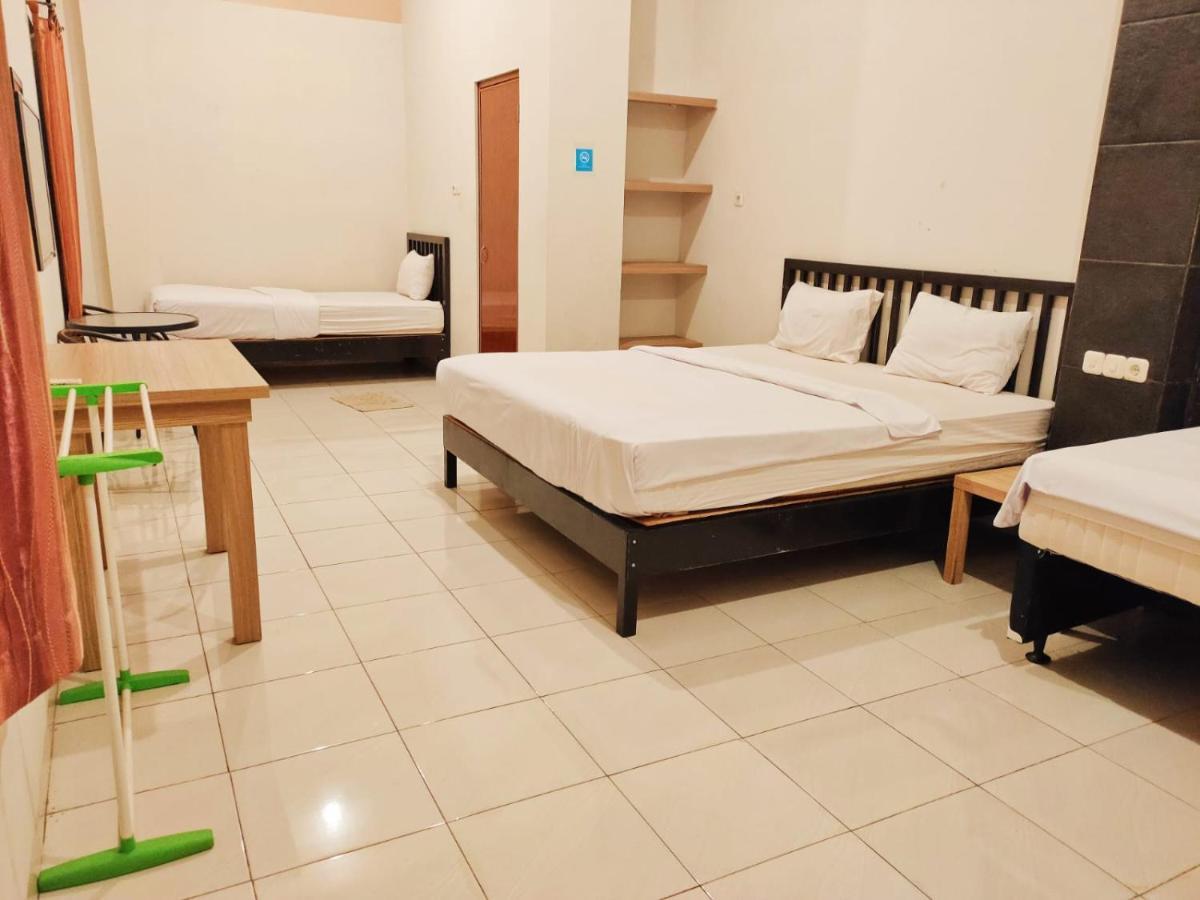 Hotel Syariah Tremigo Guesthouse Cirebon Zewnętrze zdjęcie